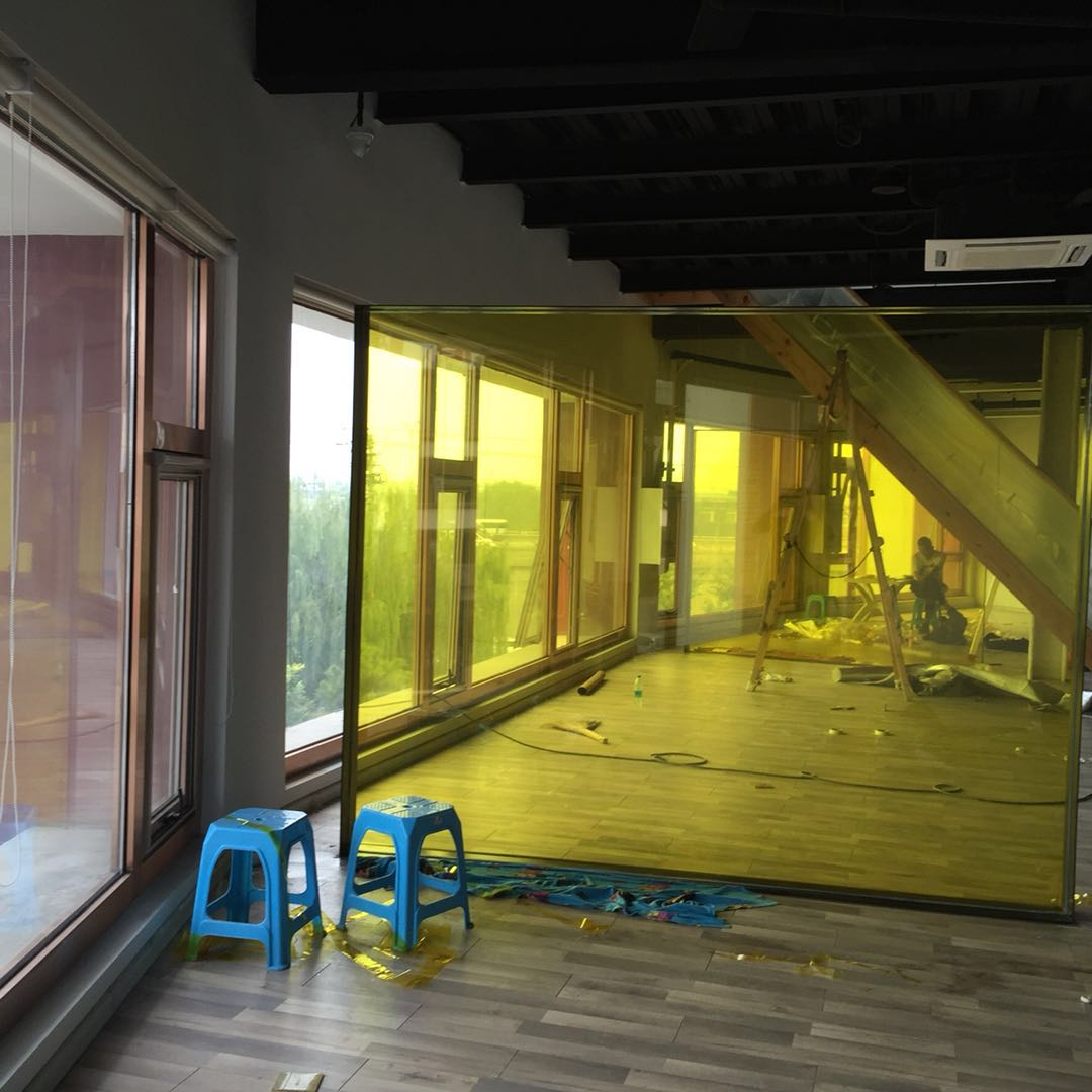 建筑玻璃貼膜的安裝流程是怎樣的？需要注意哪些問(wèn)題？